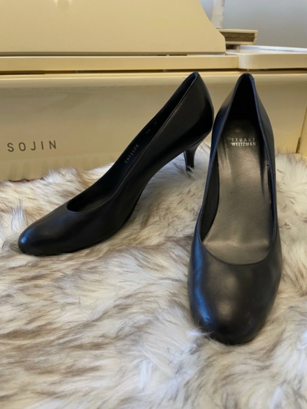 Stuart Weitzman Black Heels – Size 10